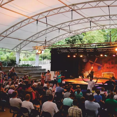 Camping Grand Mobile-home 45m2 Au Calme Et Au Bord De Saint-Brévin-les-Pins