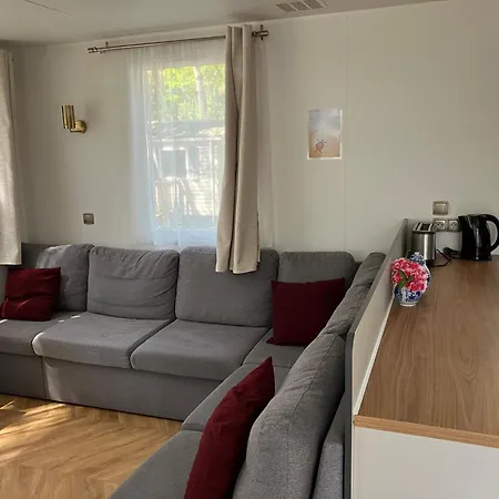مكان تخييم Grand Mobile-home 45m2 Au Calme Et Au Bord De *