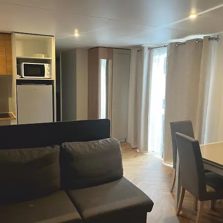 Grand Mobile-home 45m2 Au Calme Et Au Bord De *