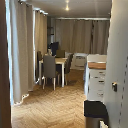 キャンプ場 Grand Mobile-home 45m2 Au Calme Et Au Bord De サン・ブルヴァン・レ・パン