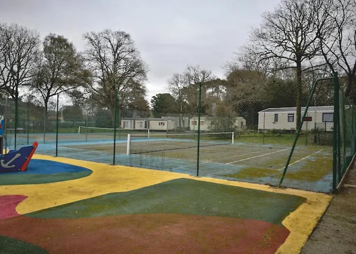 Grand Mobile-home 45m2 Au Calme Et Au Bord De キャンプ場