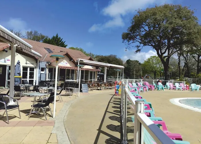 キャンプ場 Grand Mobile-home 45m2 Au Calme Et Au Bord De *