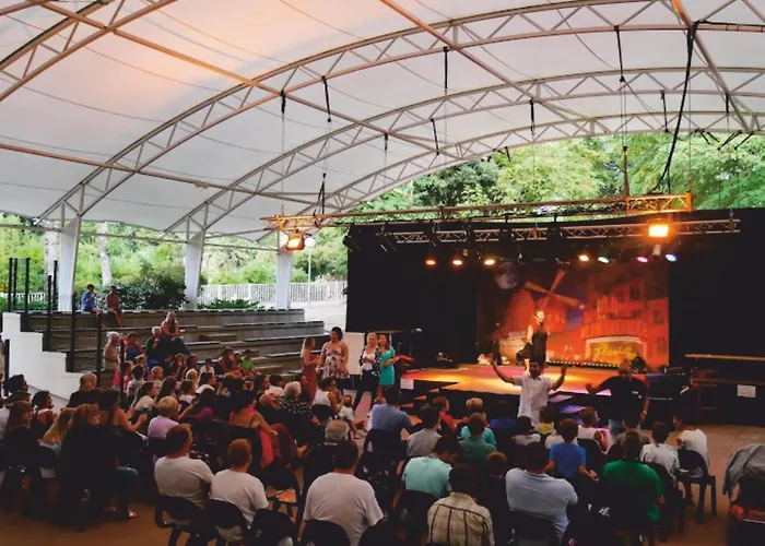 キャンプ場 Grand Mobile-home 45m2 Au Calme Et Au Bord De サン・ブルヴァン・レ・パン